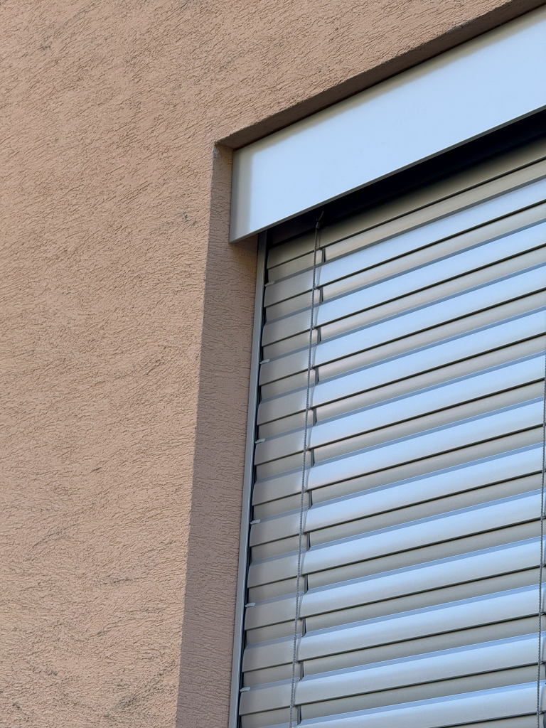 Dodatočná montáž vonkajších žalúzií